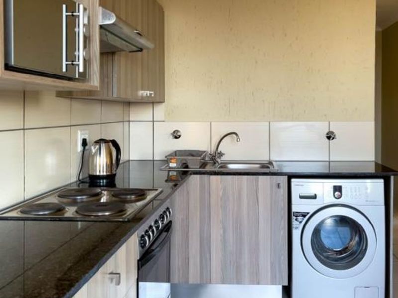 Apartment To Rent in Paulshof - Photo 5