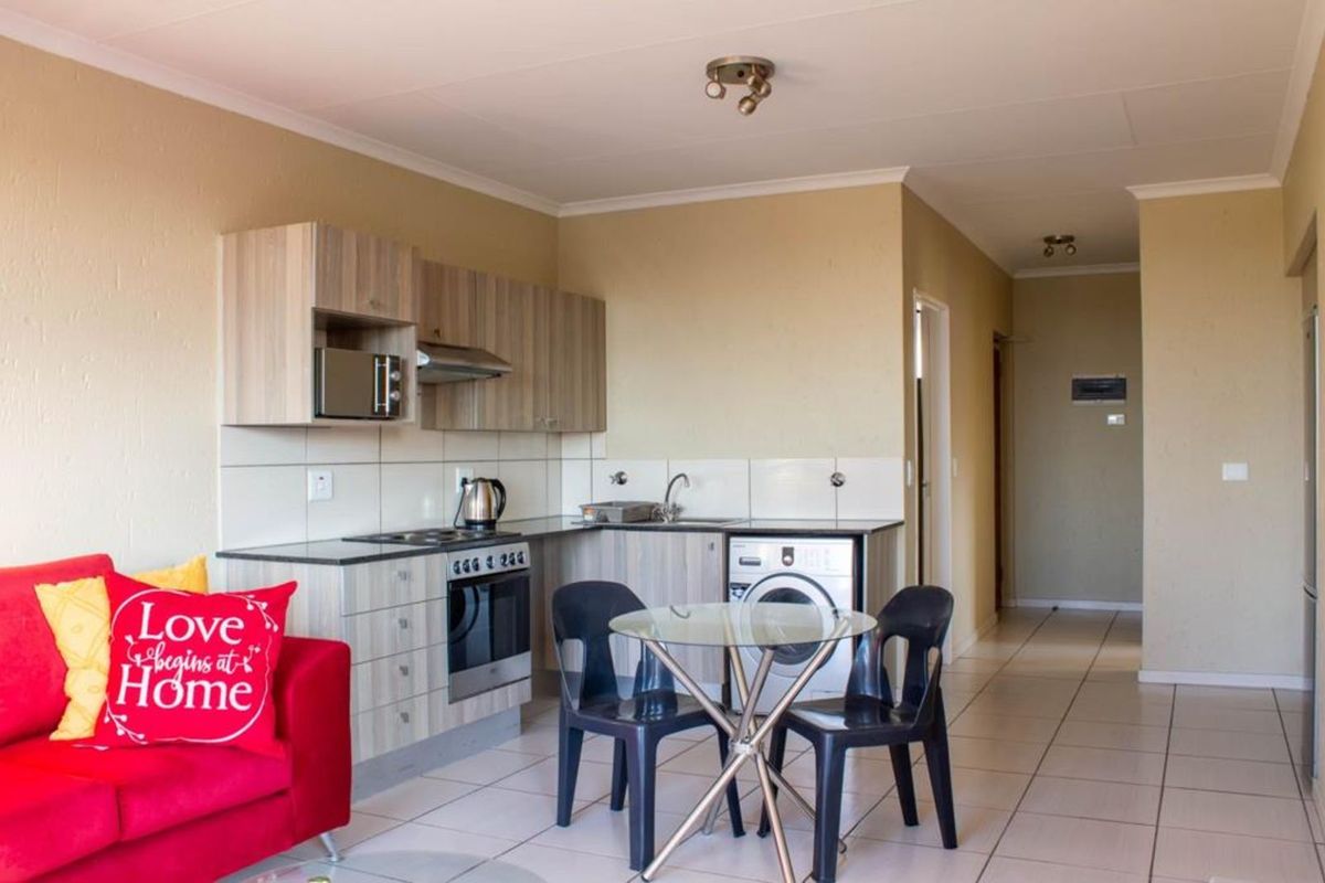 Apartment To Rent in Paulshof - Photo 4