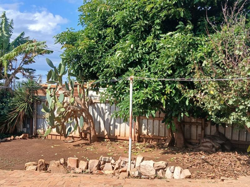 House For Sale in De Almeida - Photo 2