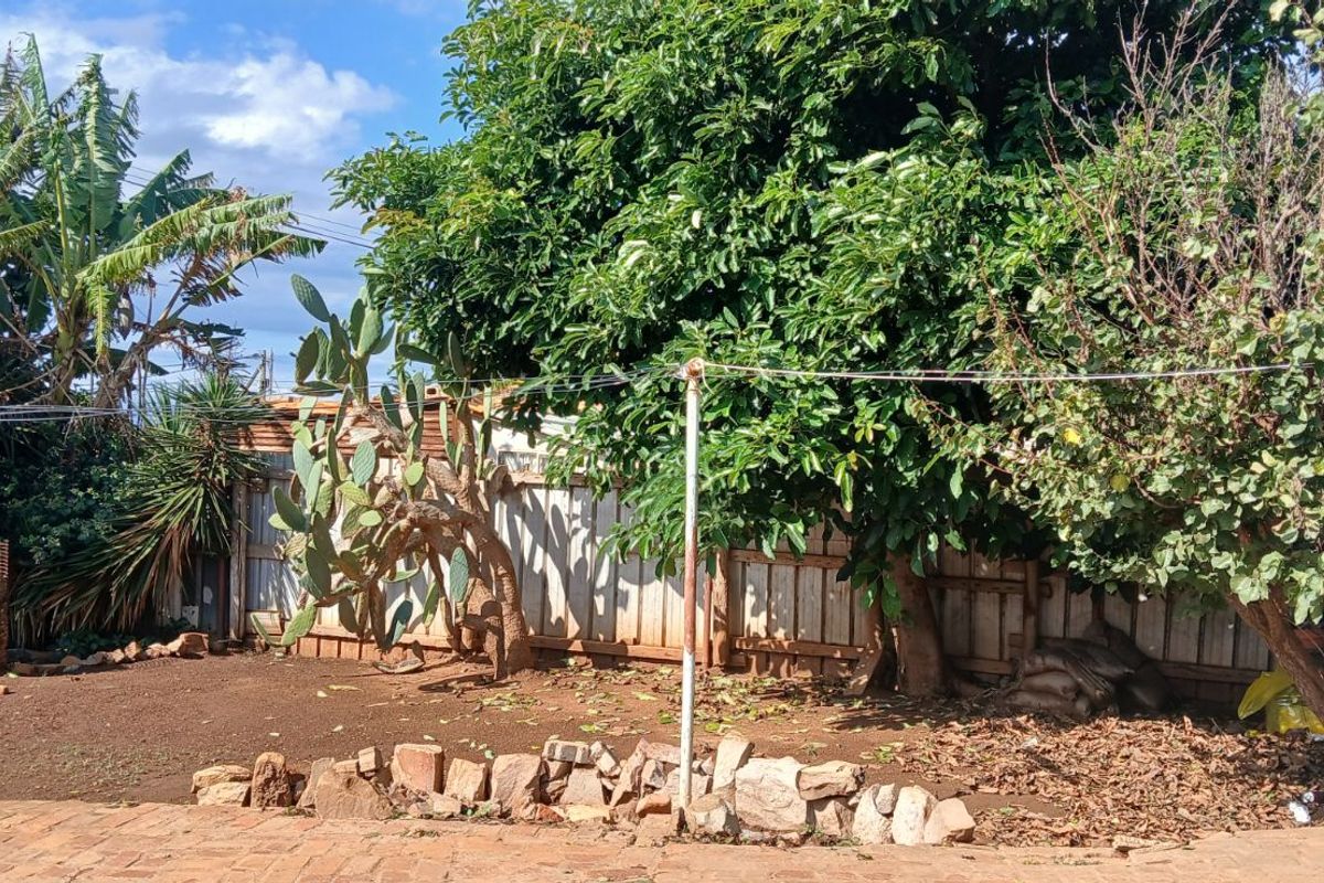 House For Sale in De Almeida - Photo 2