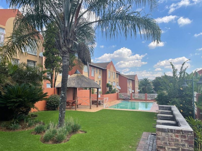 House For Sale in Weltevreden Park - Photo 9