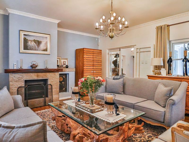 House For Sale in Theewaterskloof Country Estate - Photo 2