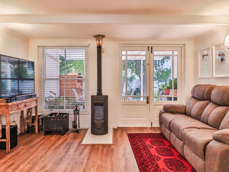 House For Sale in Theewaterskloof Country Estate - Photo 7