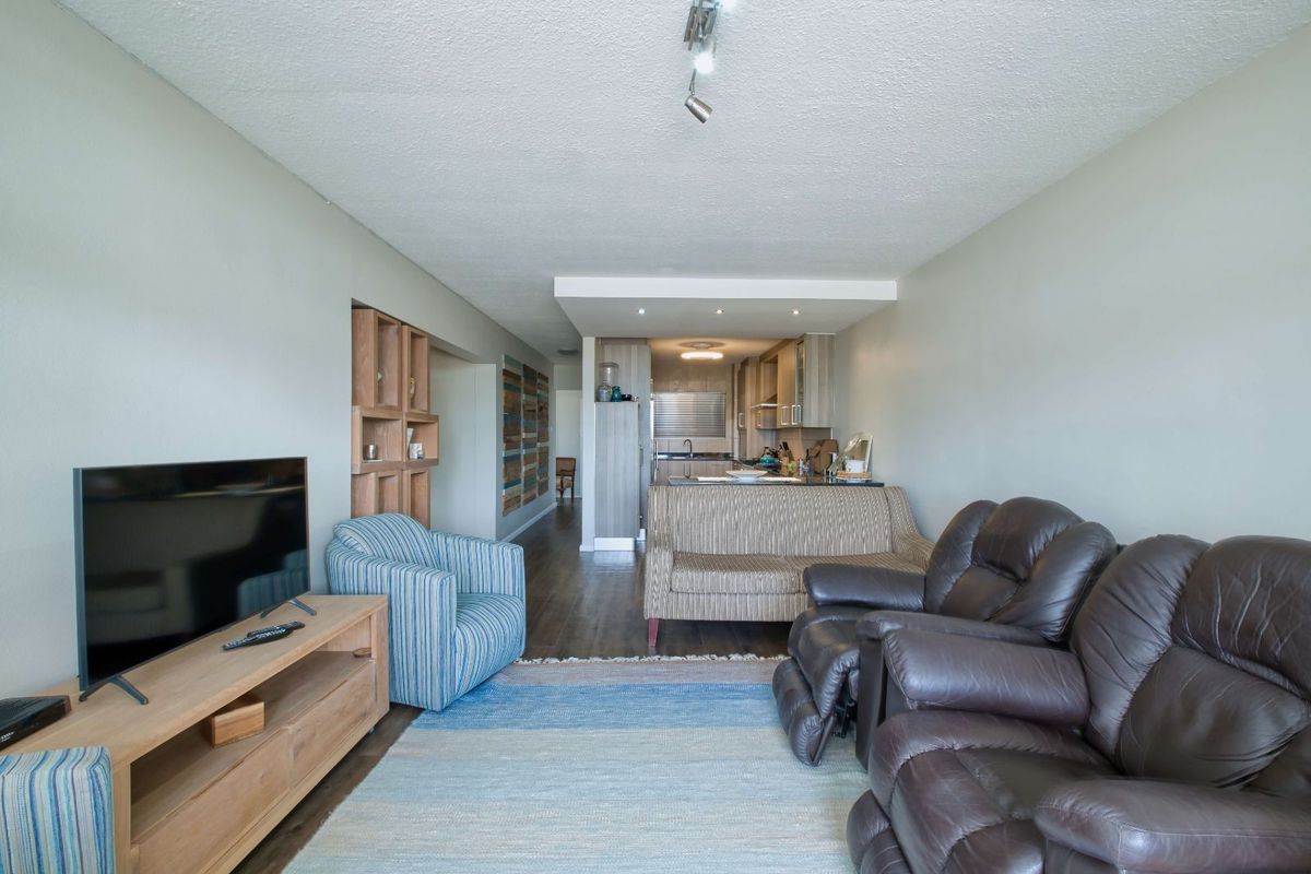 Apartment For Sale in Humewood - Photo 4