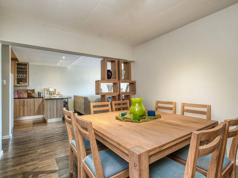 Apartment For Sale in Humewood - Photo 8