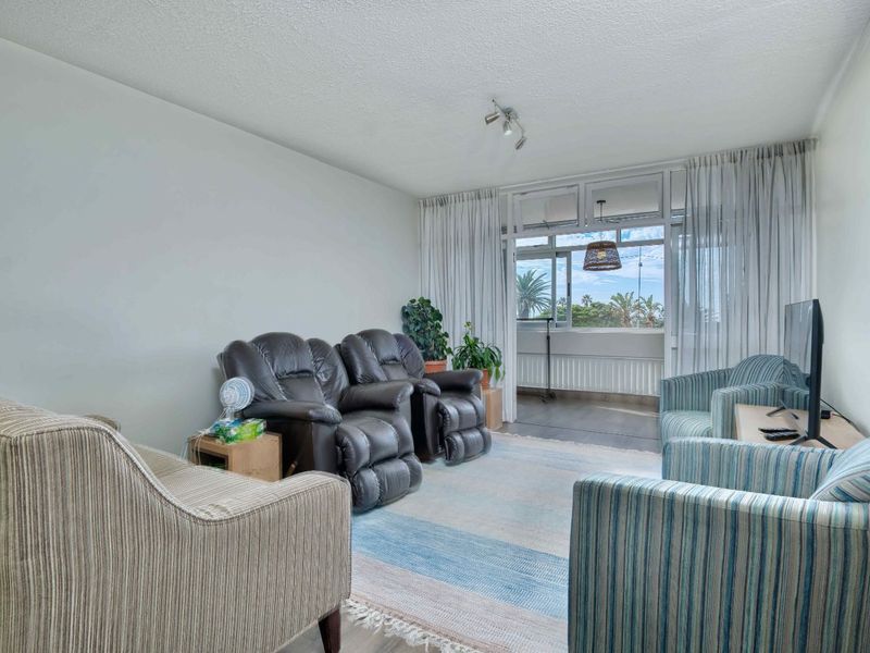 Apartment For Sale in Humewood - Photo 3