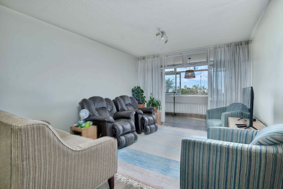 Apartment For Sale in Humewood - Photo 3