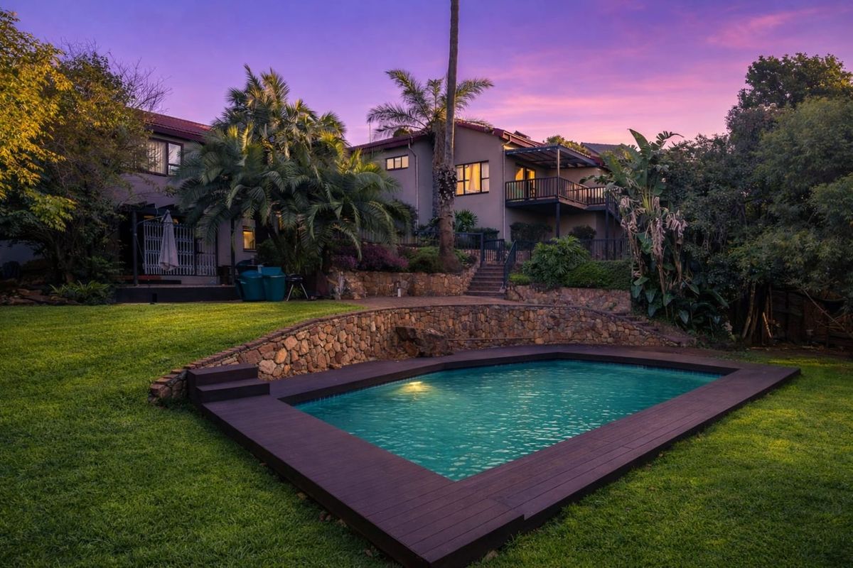 House For Sale in Northcliff - Photo 2