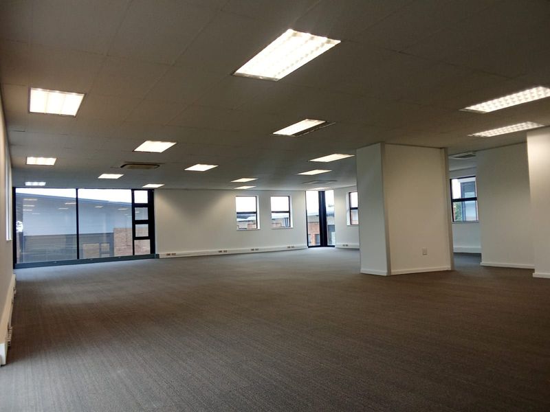 Commercial To Rent in Paulshof - Photo 7