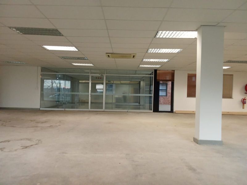 Commercial To Rent in Paulshof - Photo 8