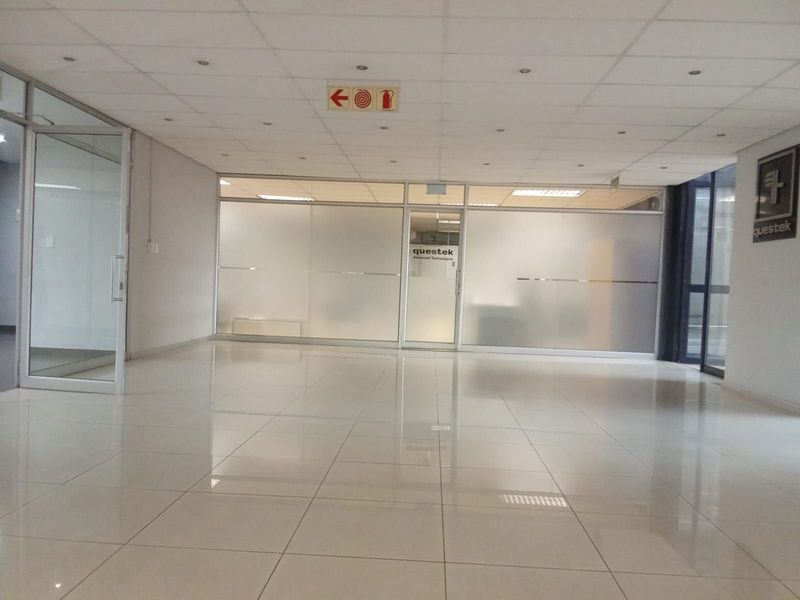 Commercial To Rent in Paulshof - Photo 7