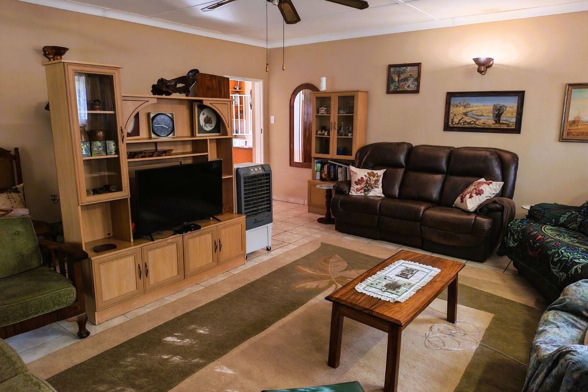 House For Sale in Modimolle Central - Photo 4