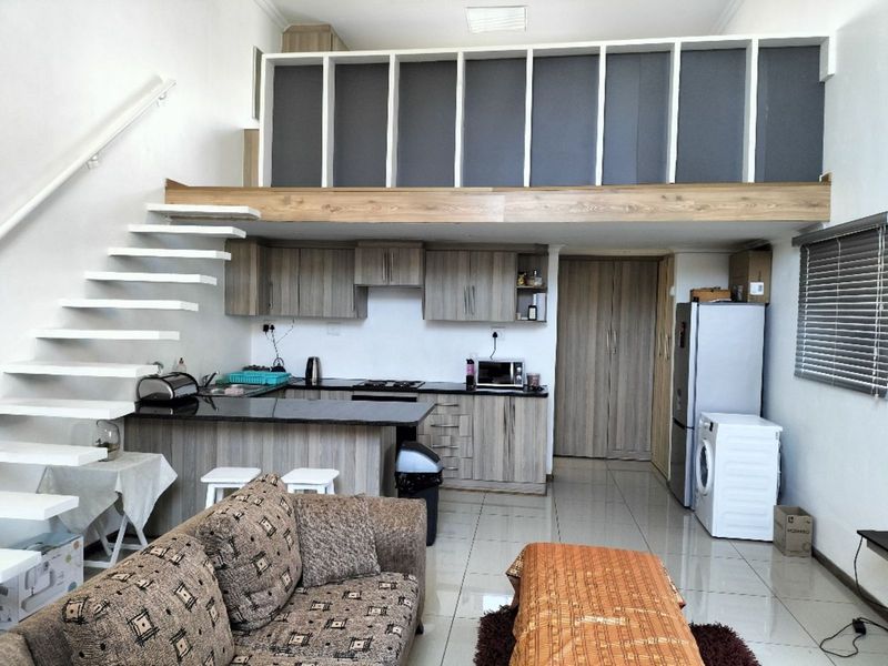 House For Sale in Royldene - Photo 5