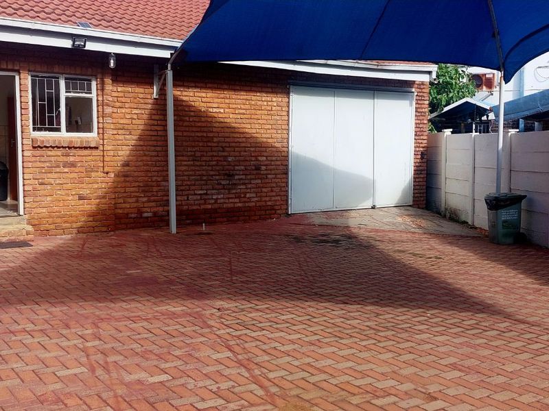 House For Sale in Flora Park - Photo 10