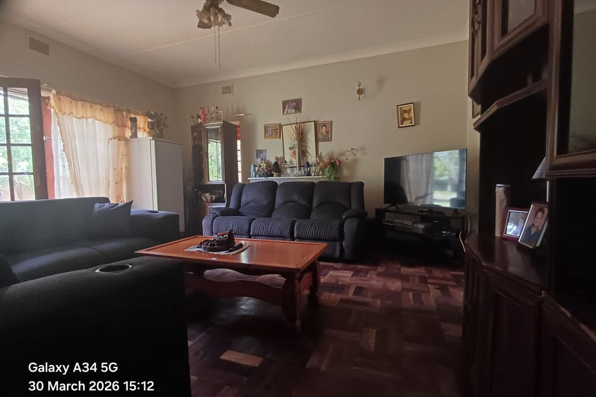 House For Sale in Songloed - Photo 4