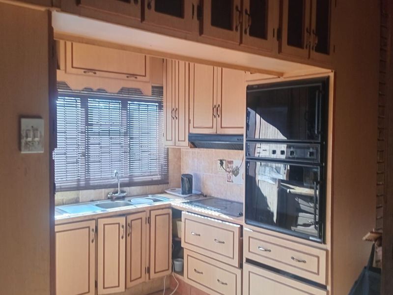 House For Sale in Botshabelo - Photo 8