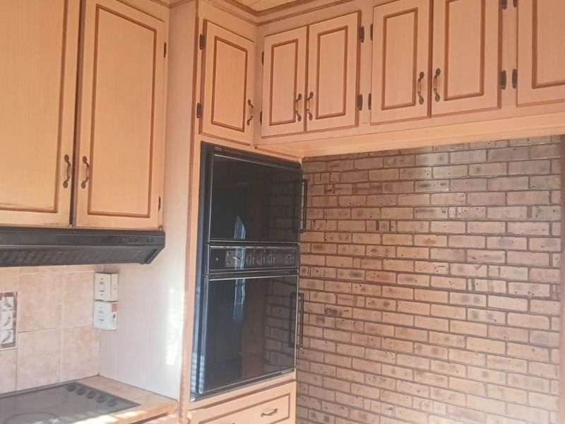 House For Sale in Botshabelo - Photo 7