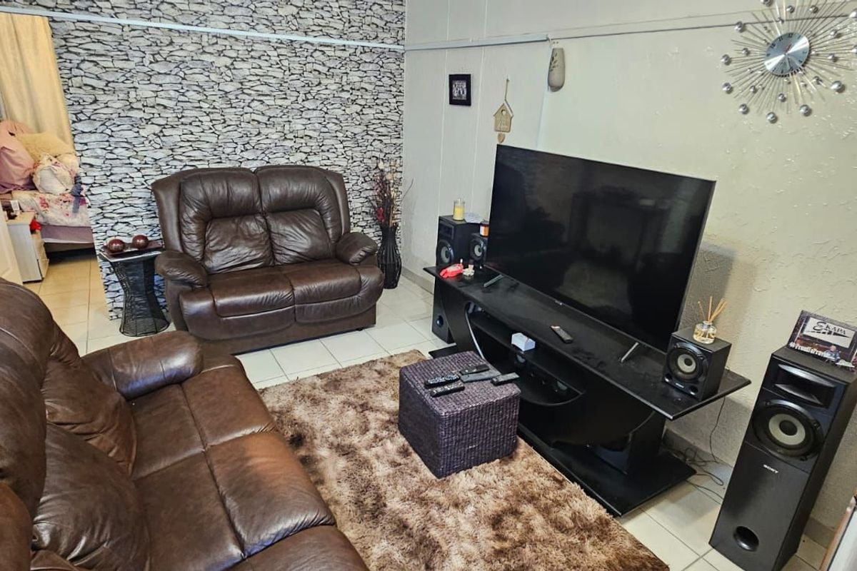 Apartment For Sale in Memorial Road Area - Photo 5