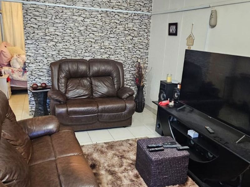 Apartment For Sale in Memorial Road Area - Photo 2