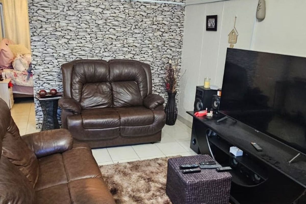 Apartment For Sale in Memorial Road Area - Photo 2