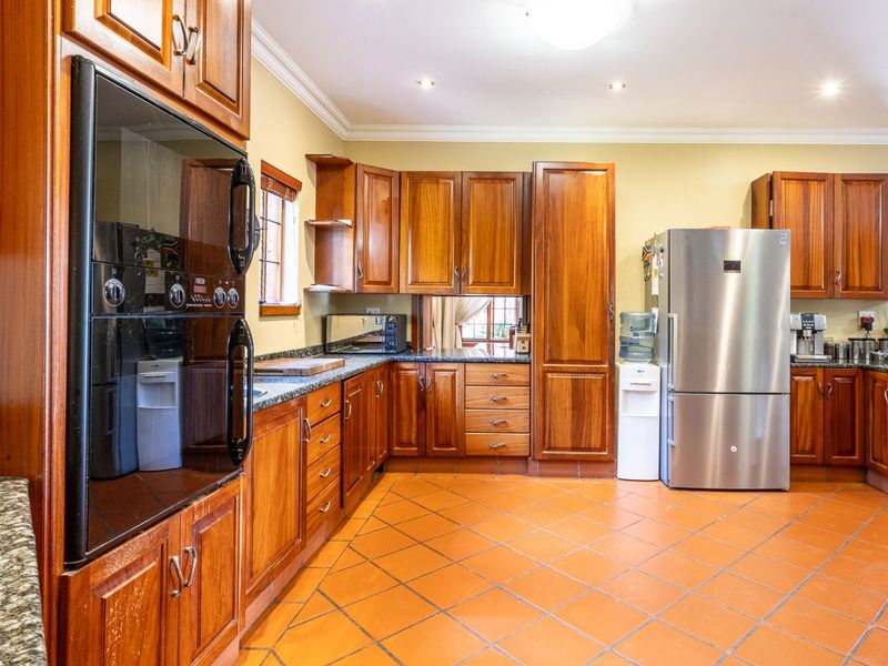 House For Sale in Mooikloof Equestrian Estate - Photo 5