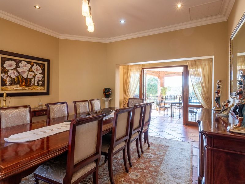 House For Sale in Mooikloof Equestrian Estate - Photo 10