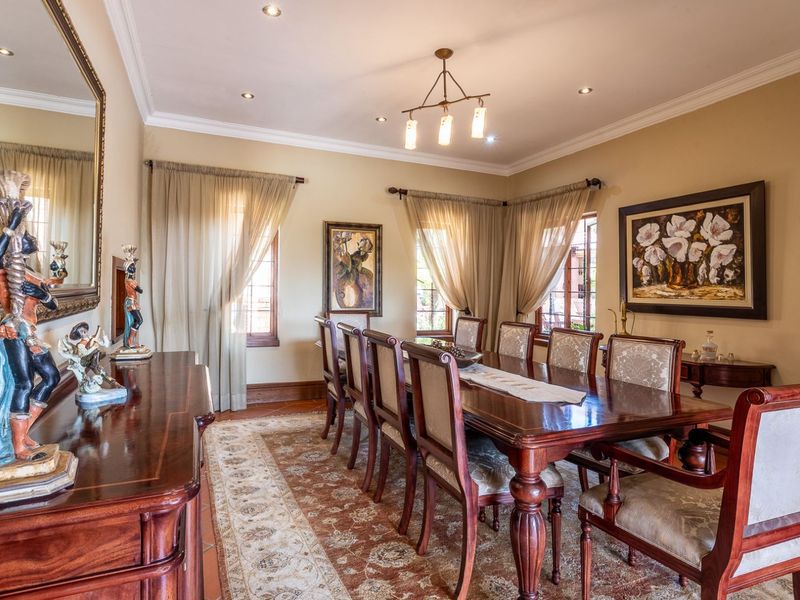 House For Sale in Mooikloof Equestrian Estate - Photo 7