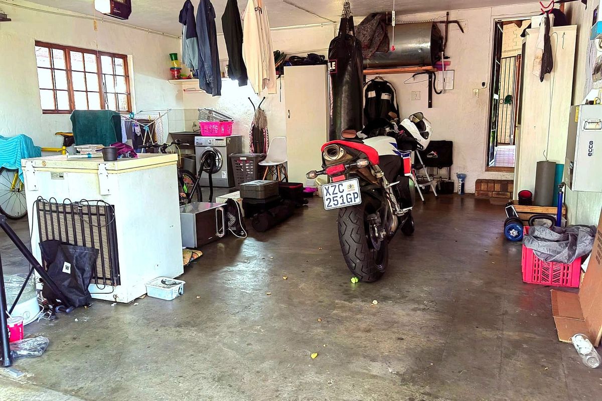 House For Sale in Weltevreden Park - Photo 4