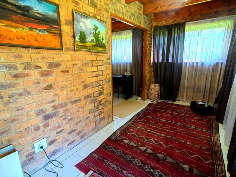 House For Sale in Weltevreden Park - Photo 9