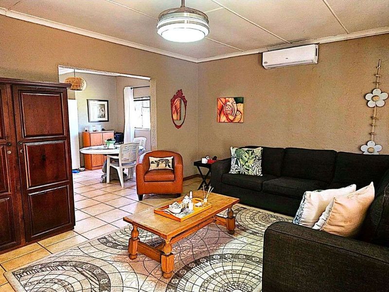 House For Sale in Carters Glen - Photo 3