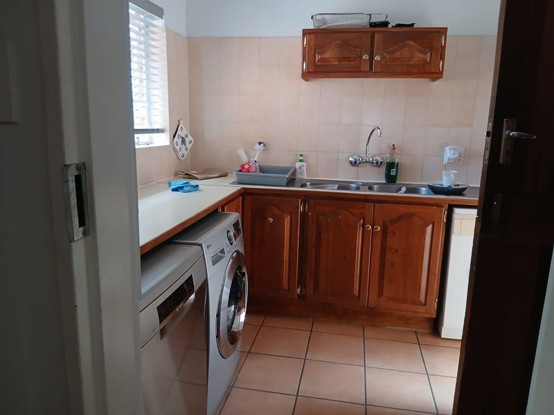 House For Sale in Moreleta Park - Photo 5