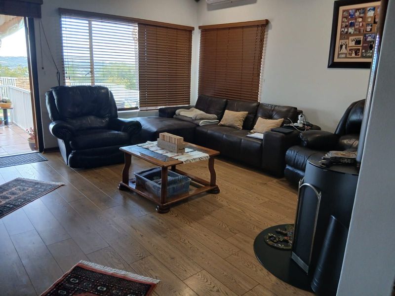 House For Sale in Moreleta Park - Photo 7