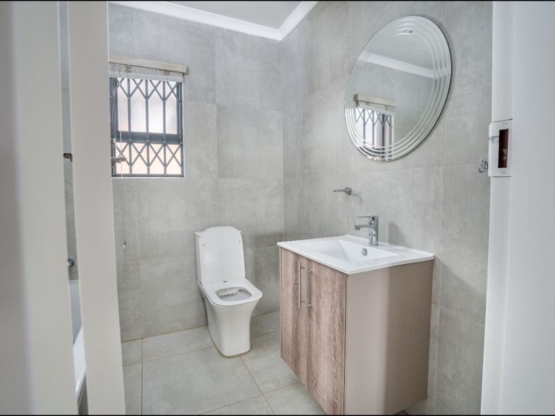 House For Sale in Secunda Central - Photo 4