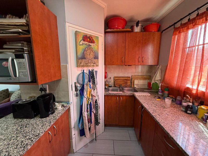 House For Sale in Andeon - Photo 7