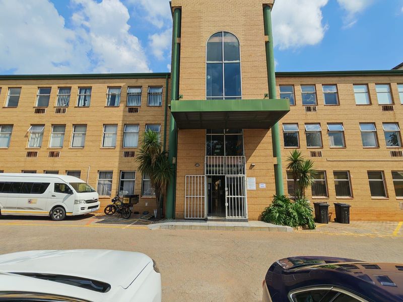 Commercial To Rent in Kempton Park Central - Photo 4
