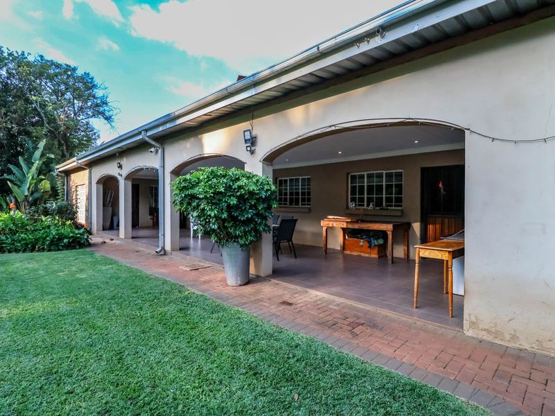 House For Sale in Monavoni - Photo 2