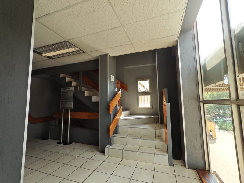 Office To Rent in Kempton Park Central - Photo 2