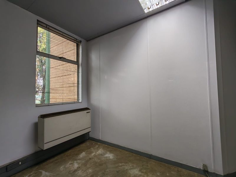 Office To Rent in Kempton Park Central - Photo 4