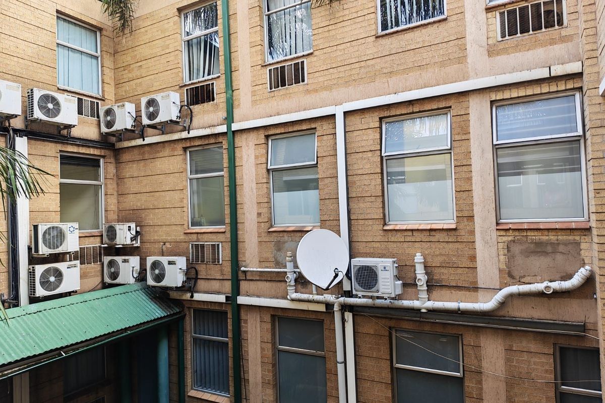 Office To Rent in Kempton Park Central - Photo 2