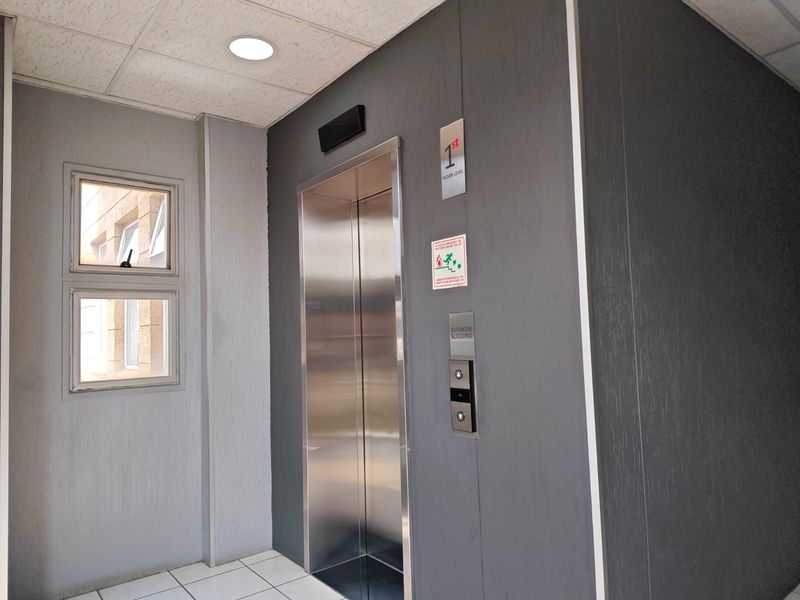 Office To Rent in Kempton Park Central - Photo 5