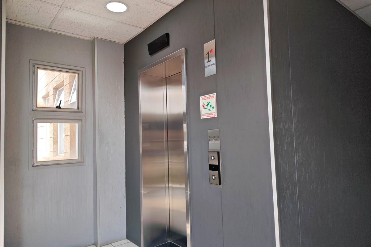 Office To Rent in Kempton Park Central - Photo 5