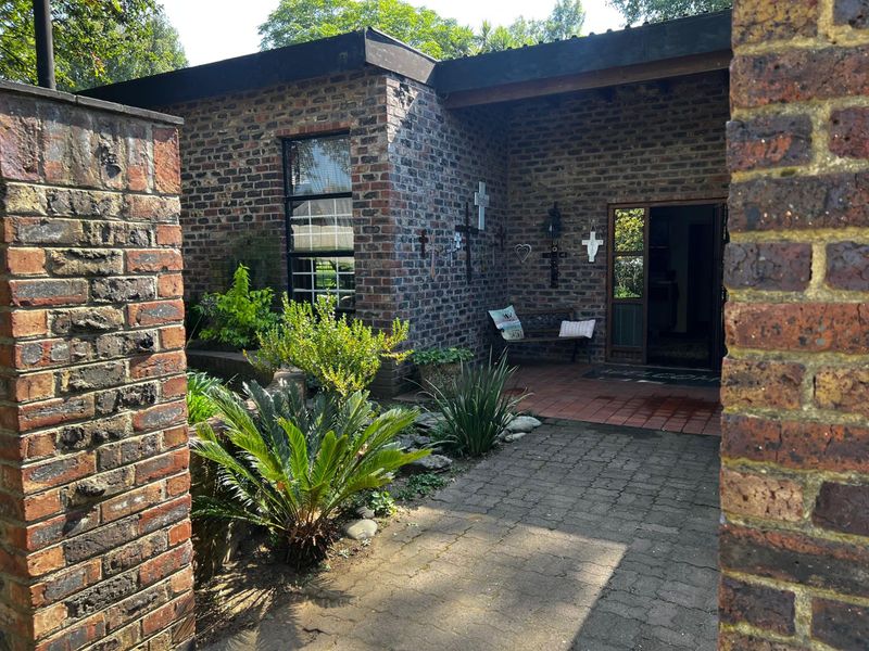 House For Sale in Volksrust Central - Photo 5