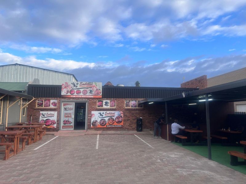 Retail For Sale in Annadale - Photo 3