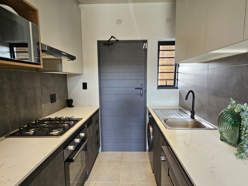 Apartment To Rent in Erasmus Park - Photo 2