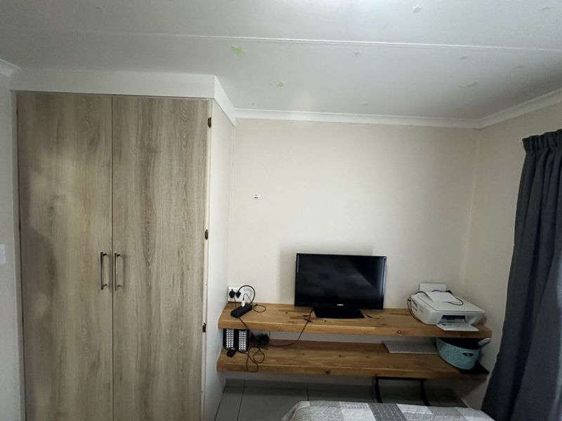 House For Sale in Secunda Central - Photo 9