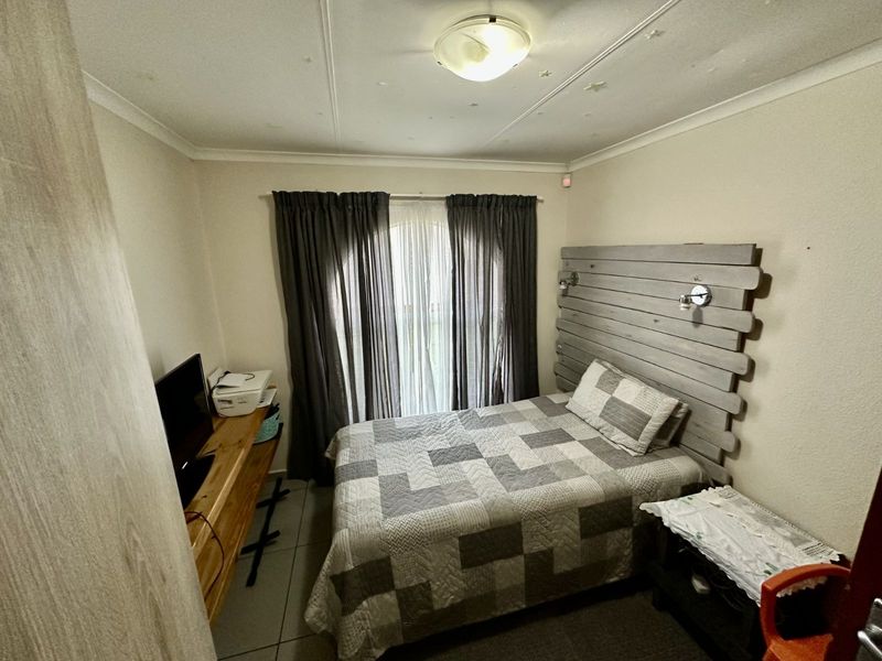 House For Sale in Secunda Central - Photo 8