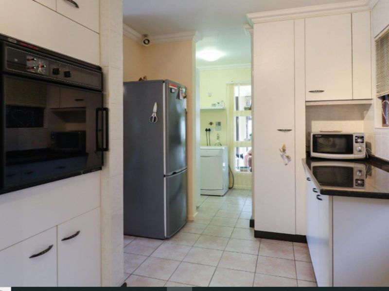 House For Sale in Loerie Park - Photo 10