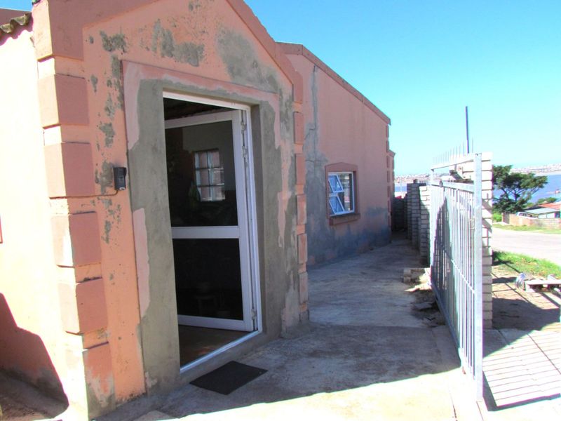 House For Sale in West End - Photo 3