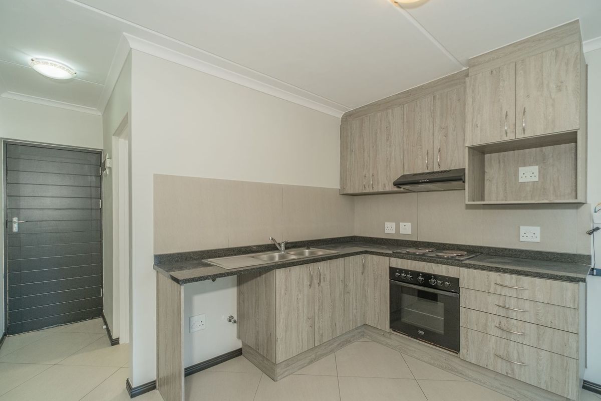 Apartment For Sale in Buh Rein Estate - Photo 3