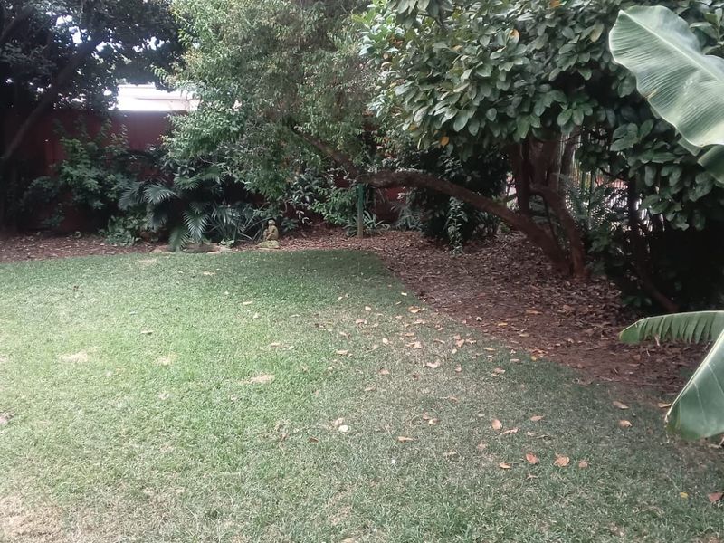 House For Sale in Florauna - Photo 2